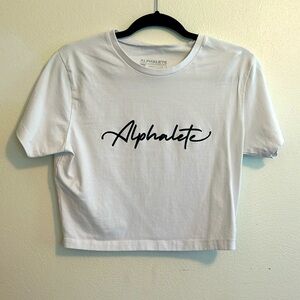 ALPHALETE Lifestyle Fit Short sleeve Crop Top Tshirt